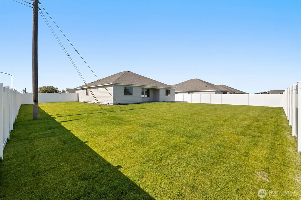 4208 W Sandy Court Moses Lake WA 98837