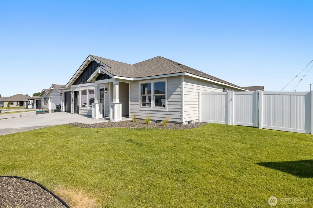 4208 W Sandy Court Moses Lake WA 98837
