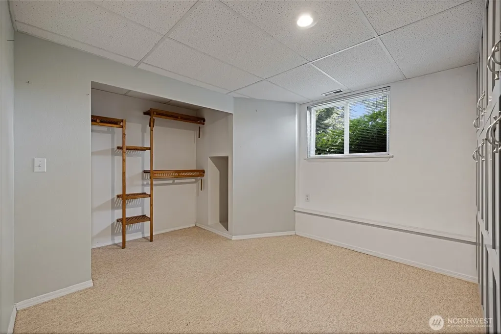 8 Lakewood Oaks Drive SW Lakewood WA 98499