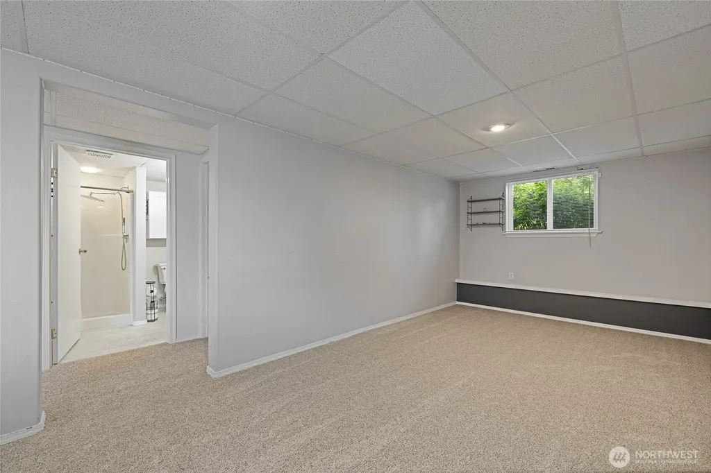 8 Lakewood Oaks Drive SW Lakewood WA 98499