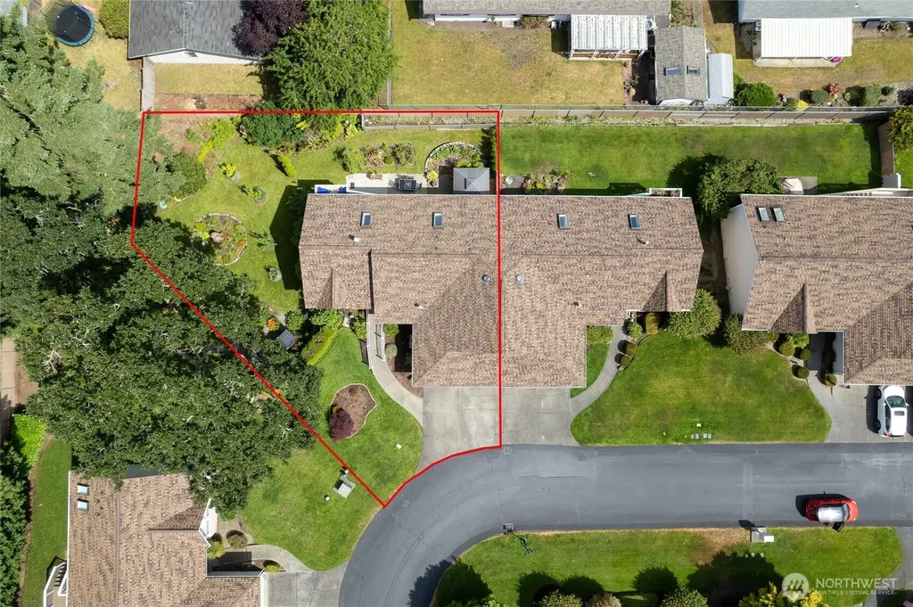 8 Lakewood Oaks Drive SW Lakewood WA 98499