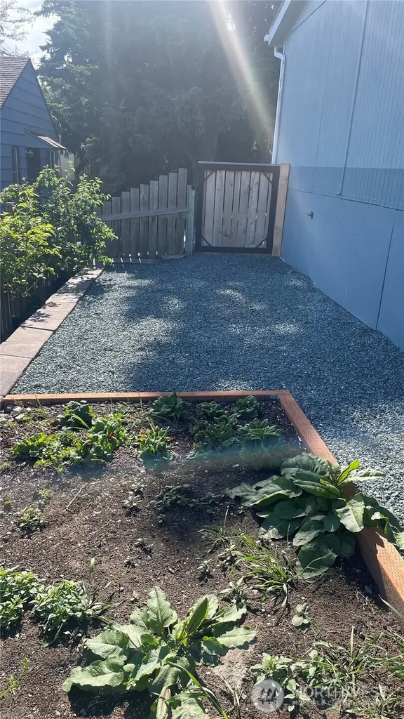 2168 Norman Drive Oak Harbor WA 98277