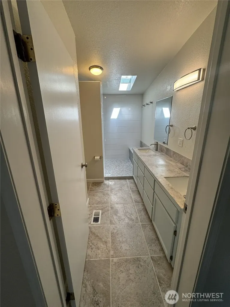 2168 Norman Drive Oak Harbor WA 98277
