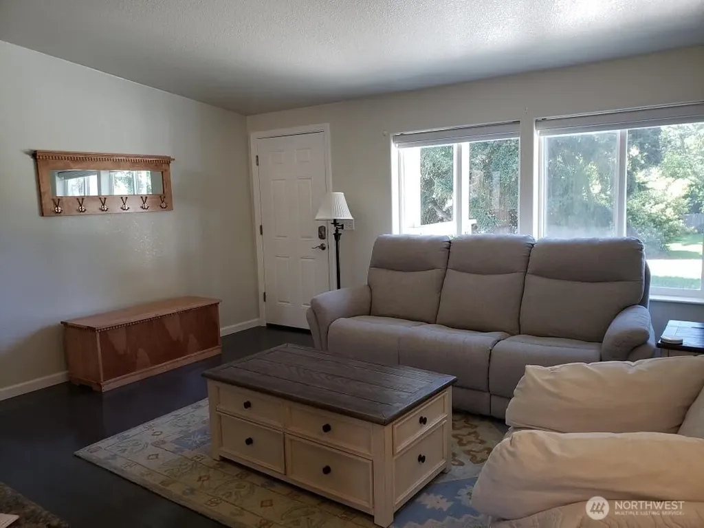 2168 Norman Drive Oak Harbor WA 98277