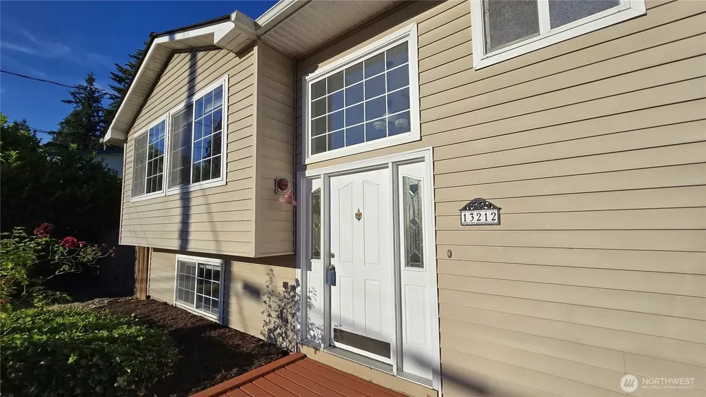 13212 108th Avenue NE Kirkland WA 98034