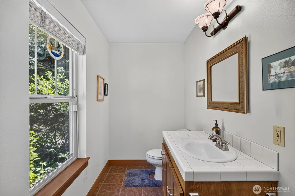 13123 Satterlee Road Anacortes WA 98221