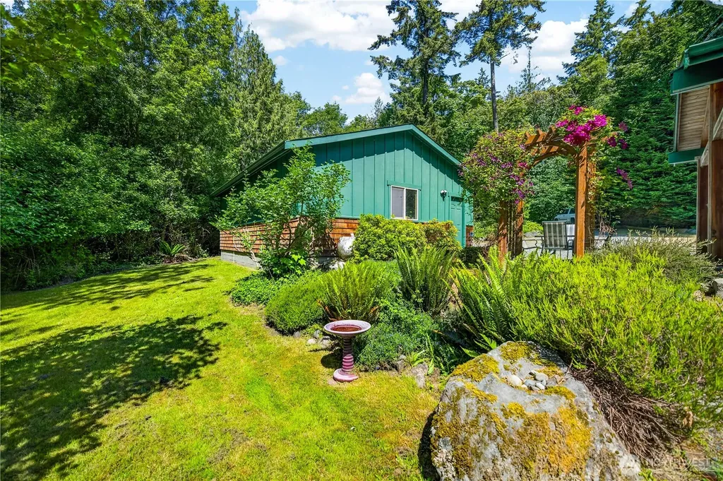 13123 Satterlee Road Anacortes WA 98221