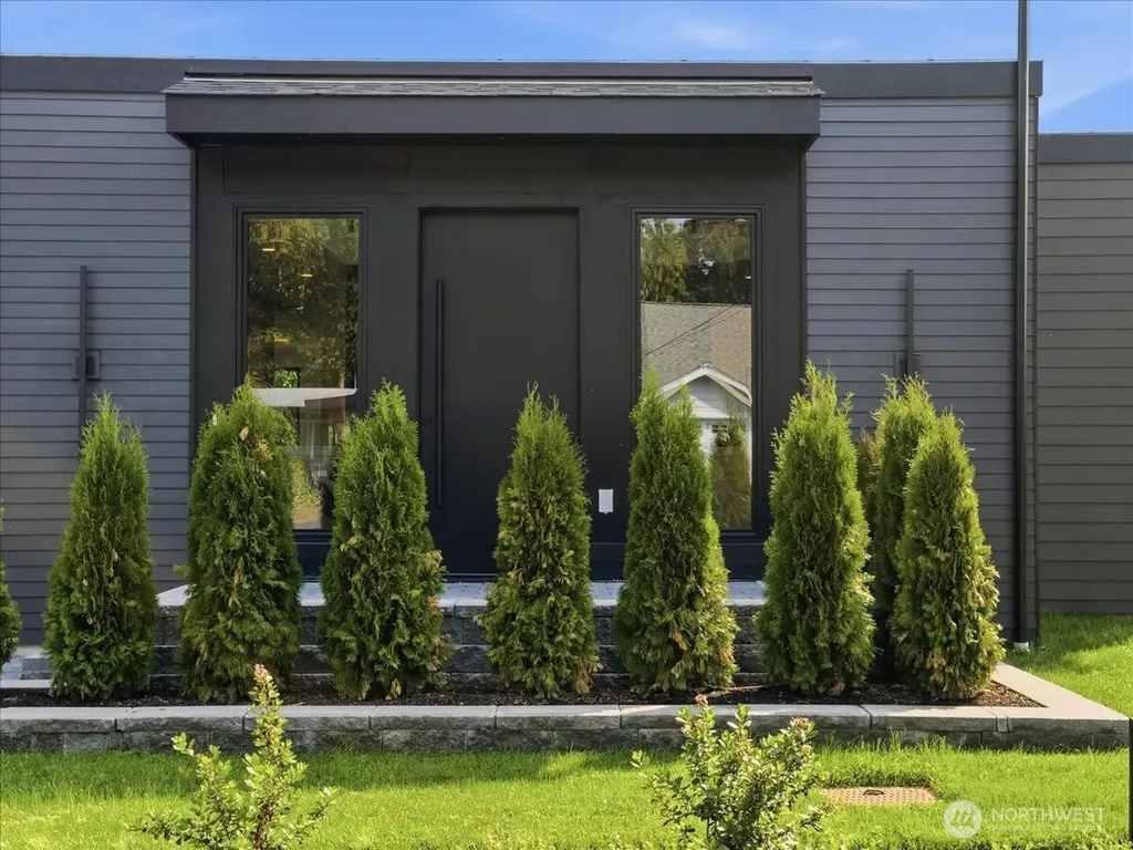 1212 143rd Avenue SE Bellevue WA 98007