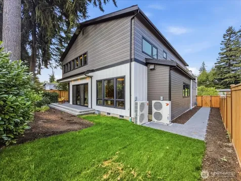1212 143rd Avenue SE Bellevue WA 98007