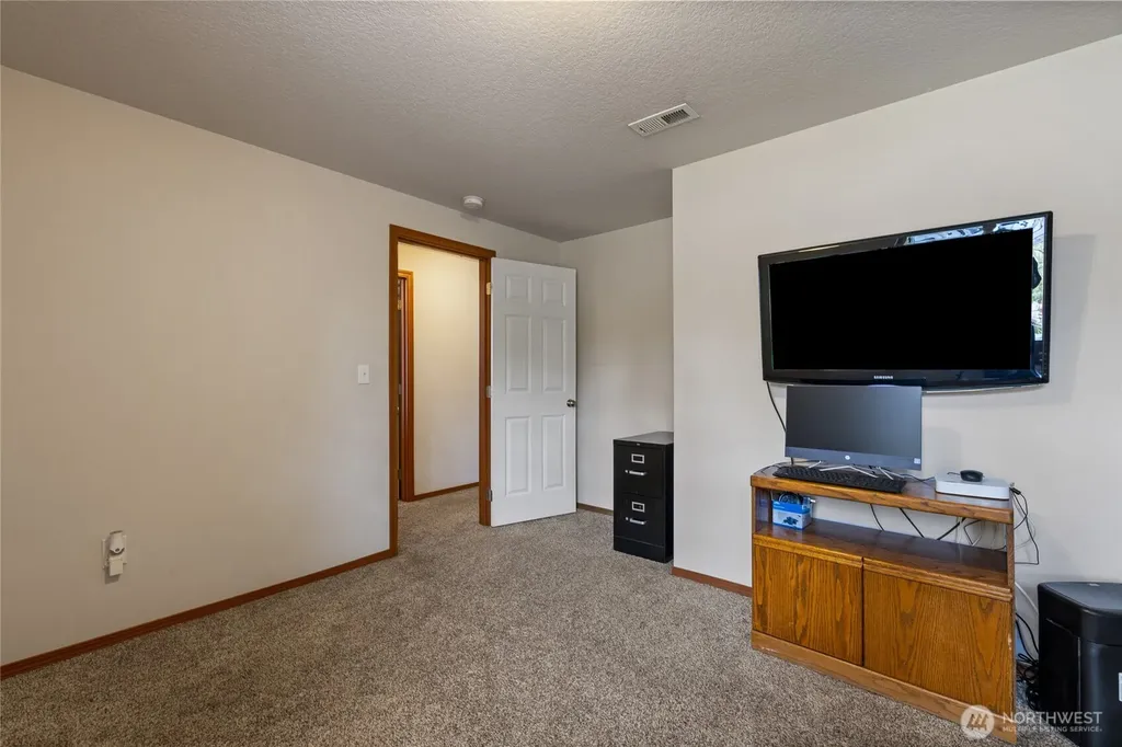 15914 85th Avenue E Puyallup WA 98375