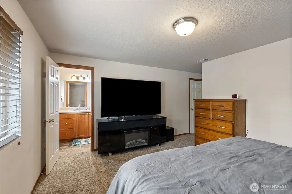 15914 85th Avenue E Puyallup WA 98375
