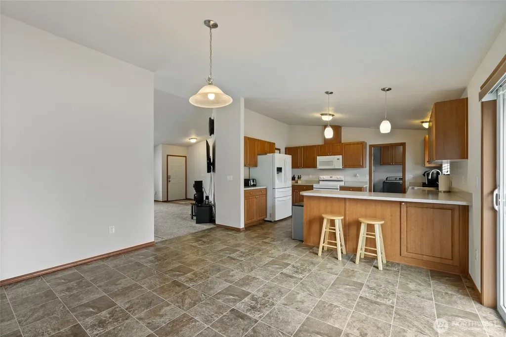 15914 85th Avenue E Puyallup WA 98375