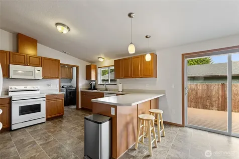 15914 85th Avenue E Puyallup WA 98375