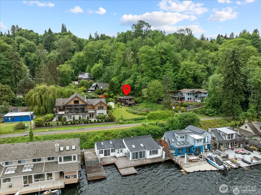 14238 41st Avenue NE Seattle WA 98125