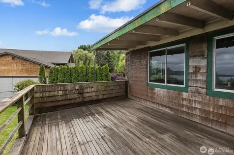 14238 41st Avenue NE Seattle WA 98125