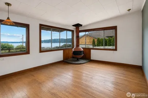 14238 41st Avenue NE Seattle WA 98125