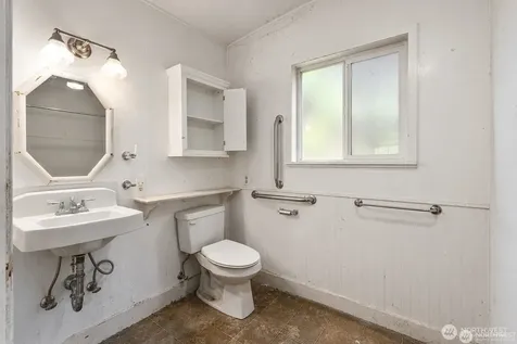 14238 41st Avenue NE Seattle WA 98125
