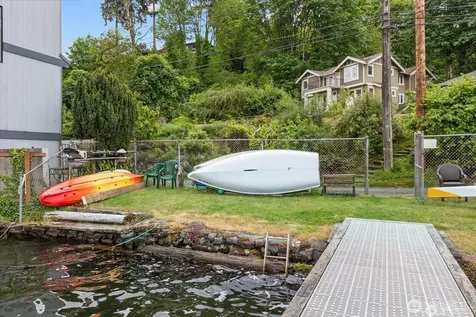 14238 41st Avenue NE Seattle WA 98125