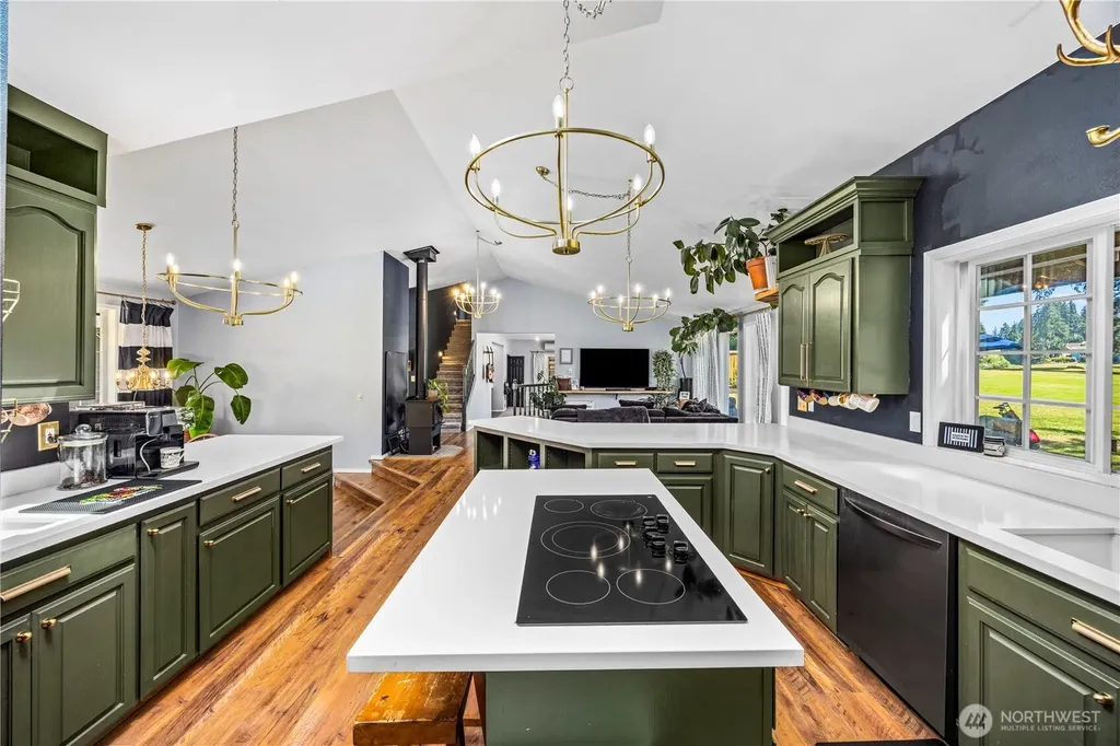 120 E Old Ranch Road Allyn WA 98524
