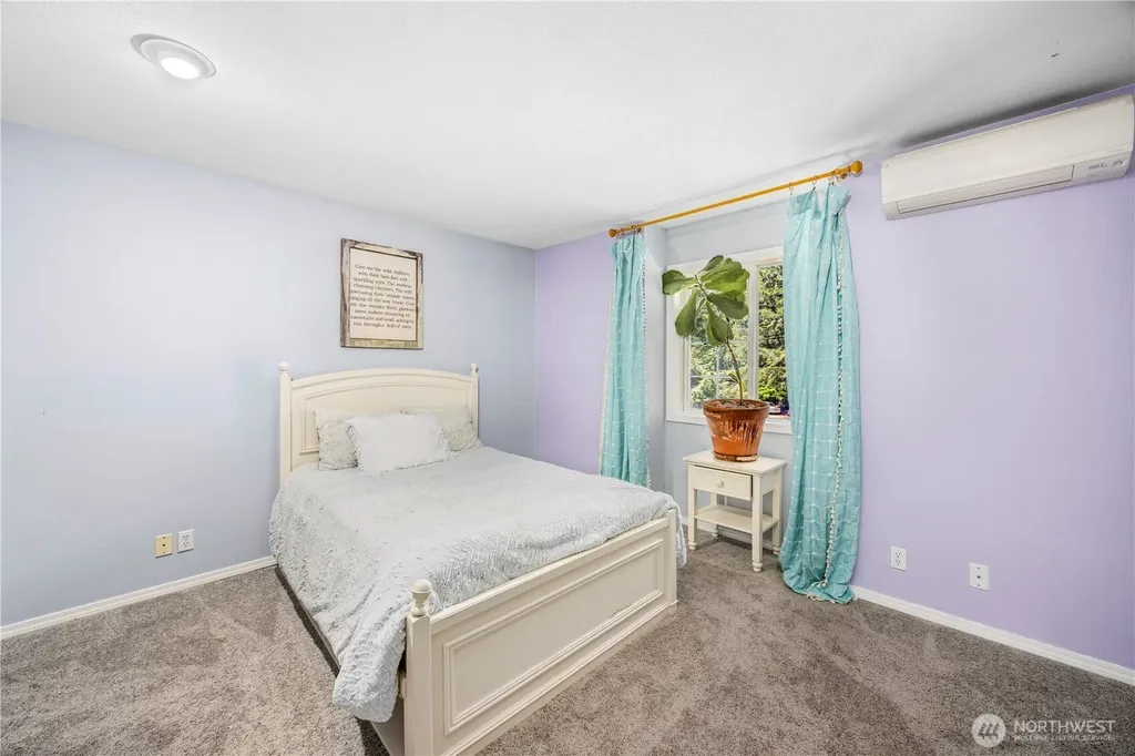 120 E Old Ranch Road Allyn WA 98524