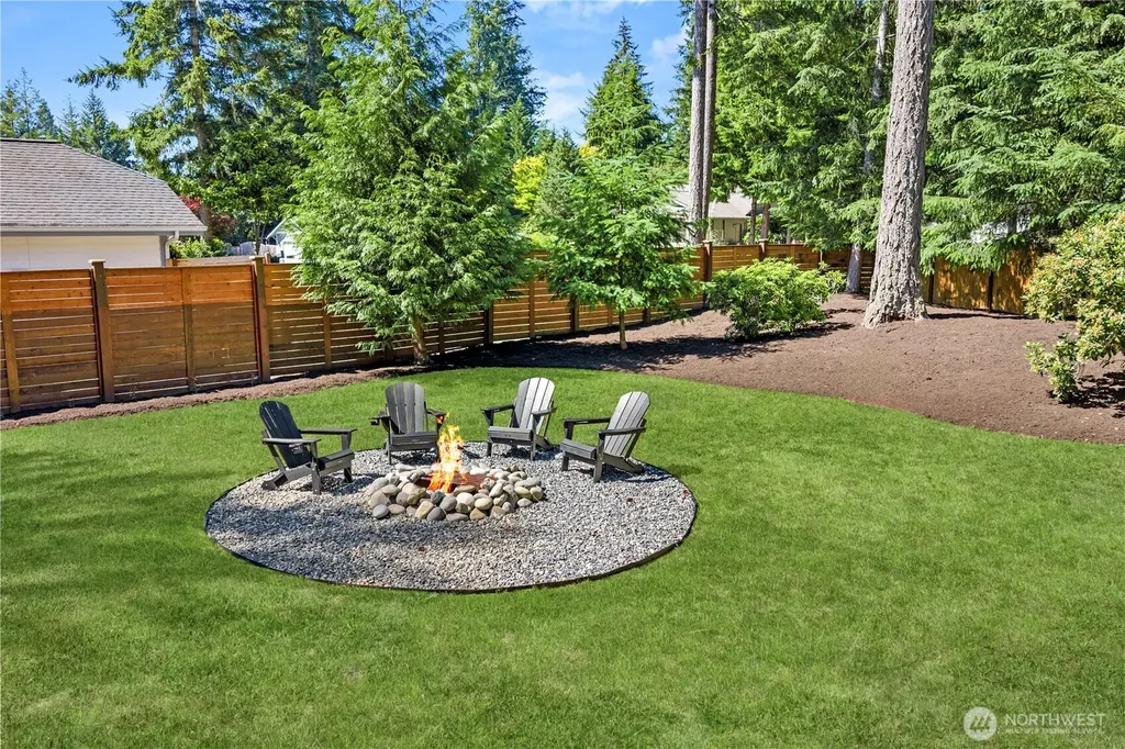 120 E Old Ranch Road Allyn WA 98524