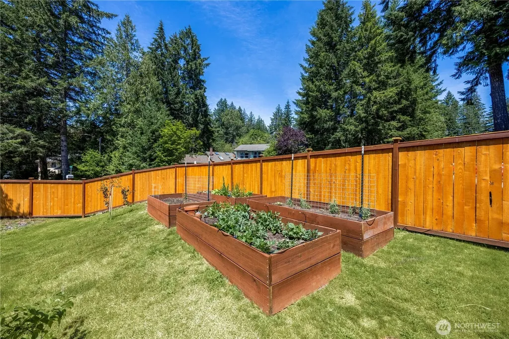 120 E Old Ranch Road Allyn WA 98524