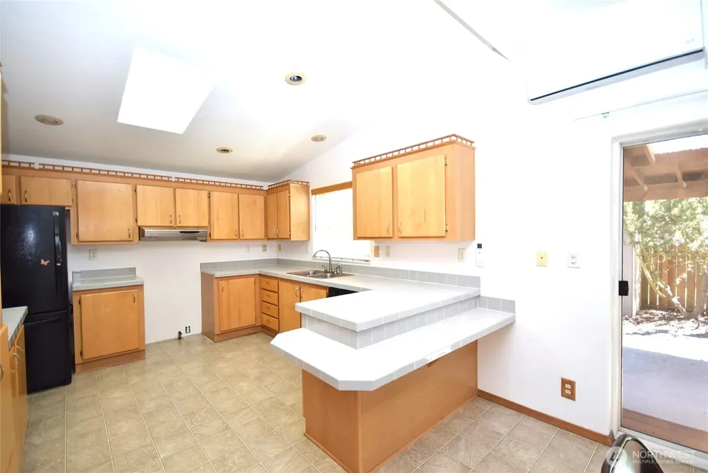 612 N Seventh Avenue Sequim WA 98382