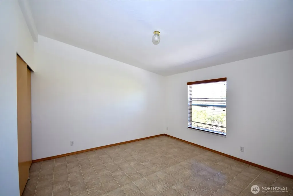 612 N Seventh Avenue Sequim WA 98382