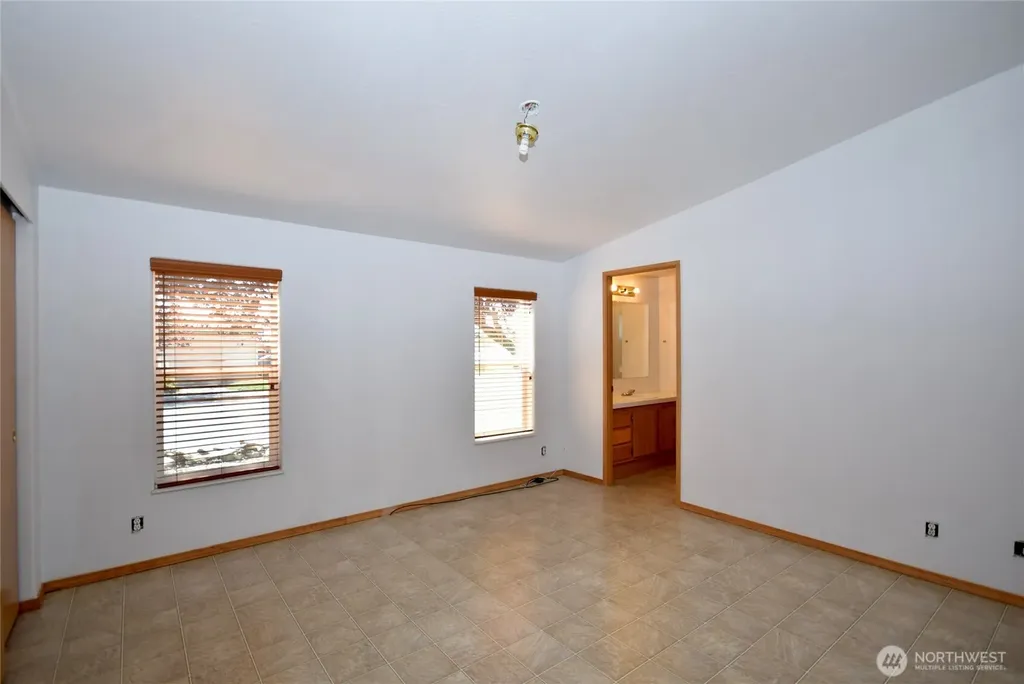 612 N Seventh Avenue Sequim WA 98382