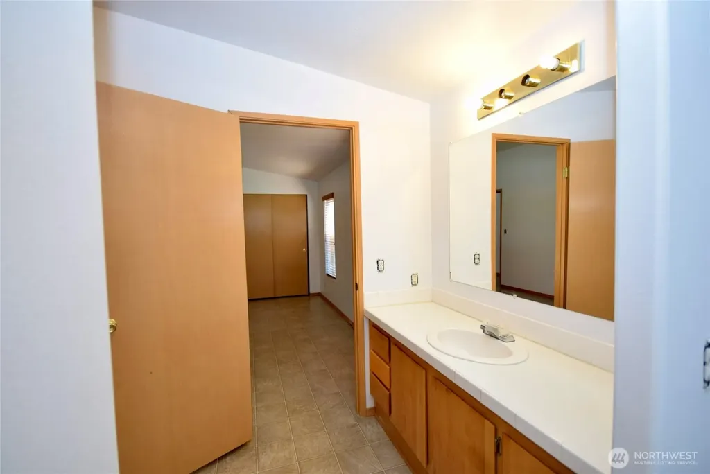 612 N Seventh Avenue Sequim WA 98382