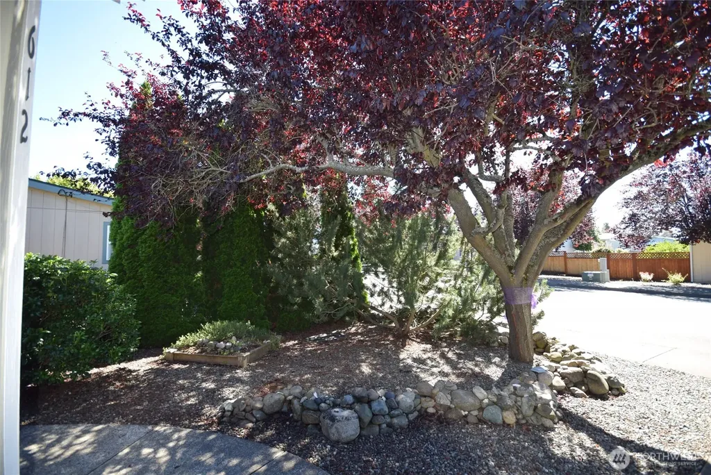 612 N Seventh Avenue Sequim WA 98382