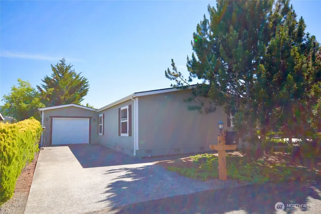 612 N Seventh Avenue Sequim WA 98382