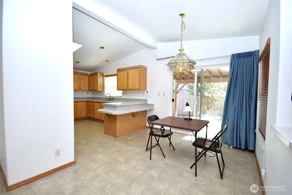 612 N Seventh Avenue Sequim WA 98382