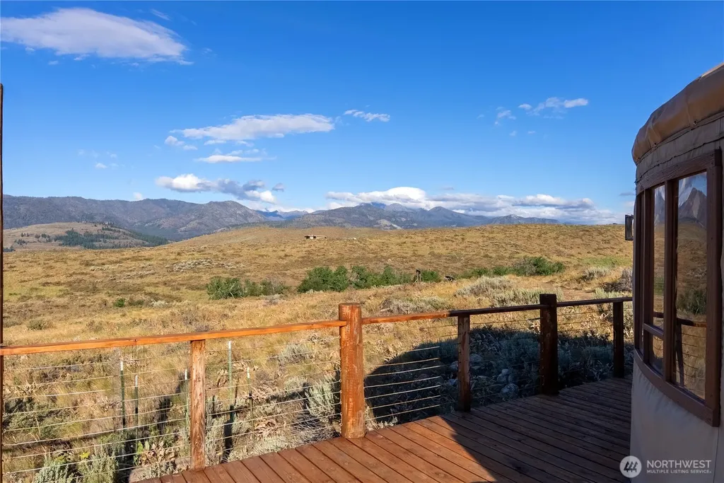35 Chewuch Heights Road Winthrop WA 98862