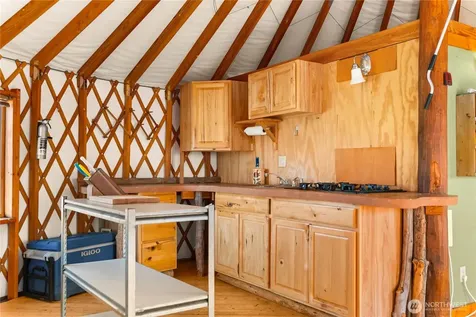 35 Chewuch Heights Road Winthrop WA 98862