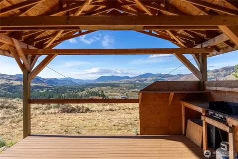 35 Chewuch Heights Road Winthrop WA 98862