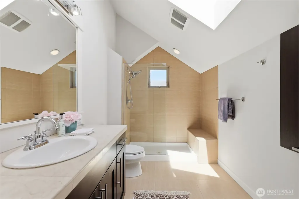 3128 Franklin Avenue E Seattle WA 98102