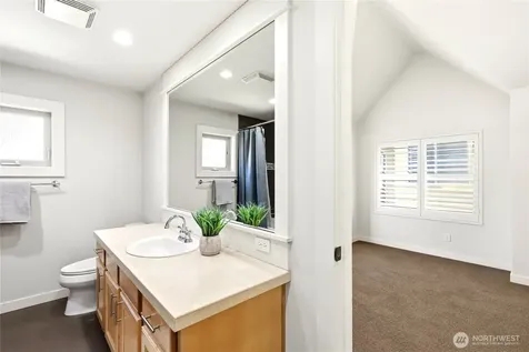 3128 Franklin Avenue E Seattle WA 98102