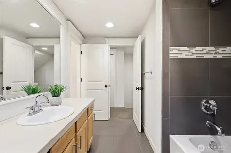 3128 Franklin Avenue E Seattle WA 98102