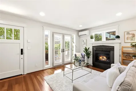 3128 Franklin Avenue E Seattle WA 98102