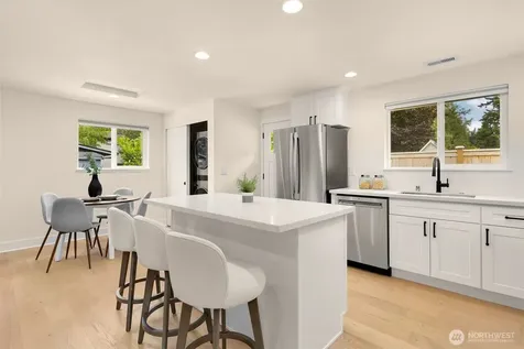 8708 NE 140th Street Kirkland WA 98034