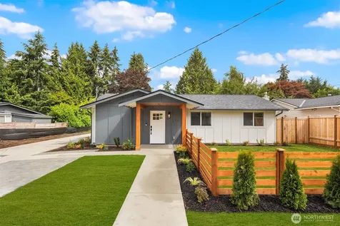 8708 NE 140th Street Kirkland WA 98034