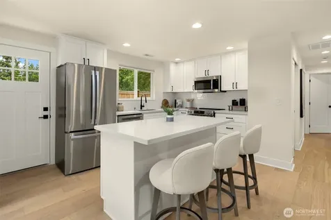8708 NE 140th Street Kirkland WA 98034