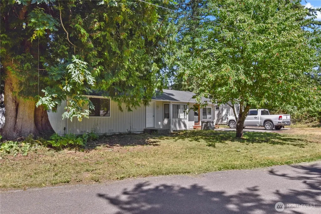 18517 96th Avenue NW Stanwood WA 98292