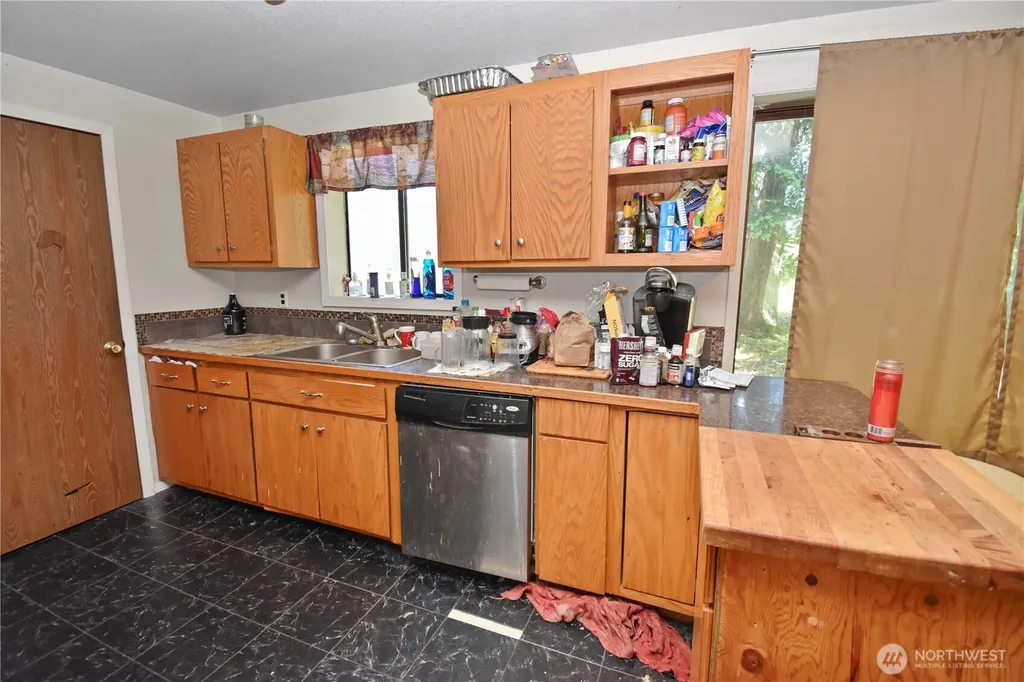 18517 96th Avenue NW Stanwood WA 98292