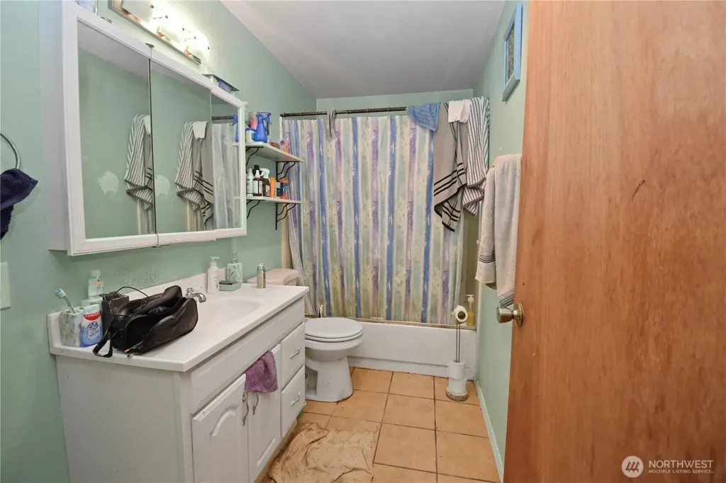 18517 96th Avenue NW Stanwood WA 98292