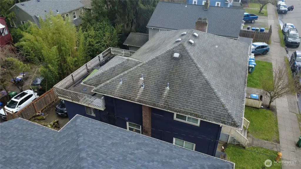5026 20th Avenue NE Seattle WA 98105