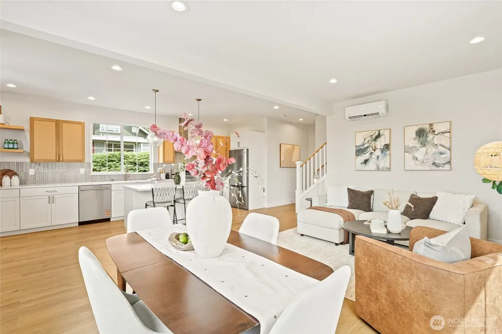 4146 3rd Avenue NW Seattle WA 98107