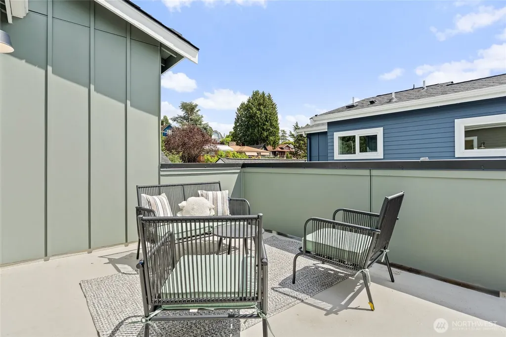 4146 3rd Avenue NW Seattle WA 98107