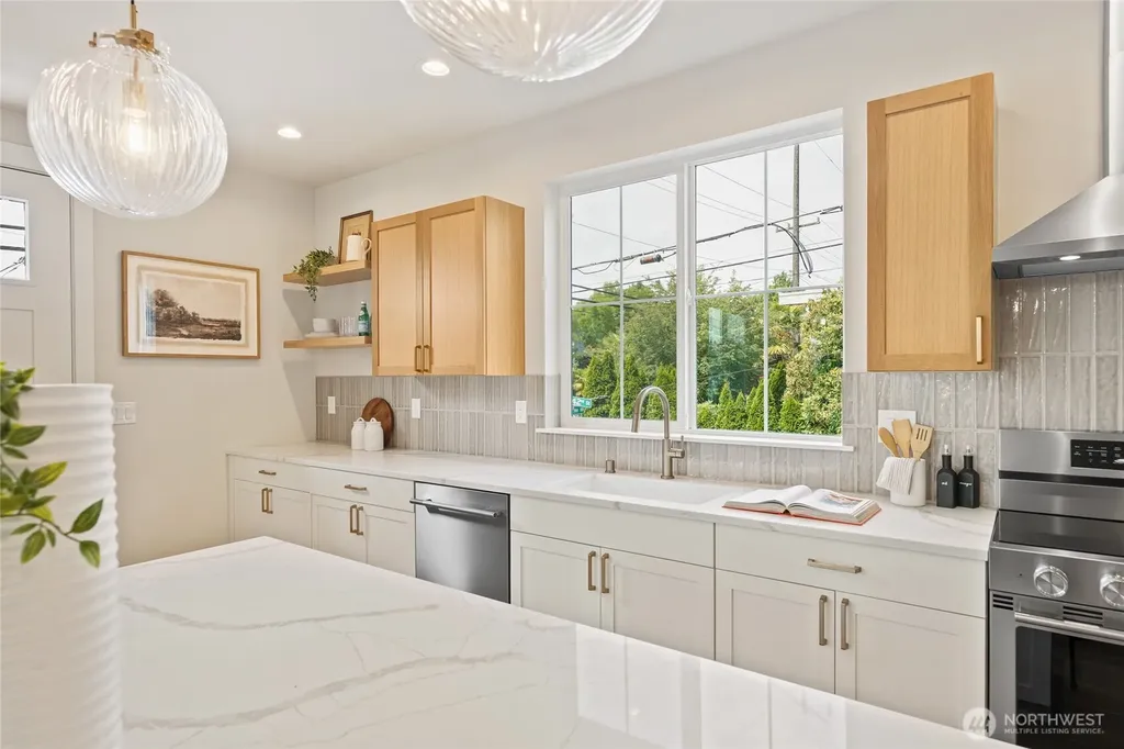 4146 3rd Avenue NW Seattle WA 98107